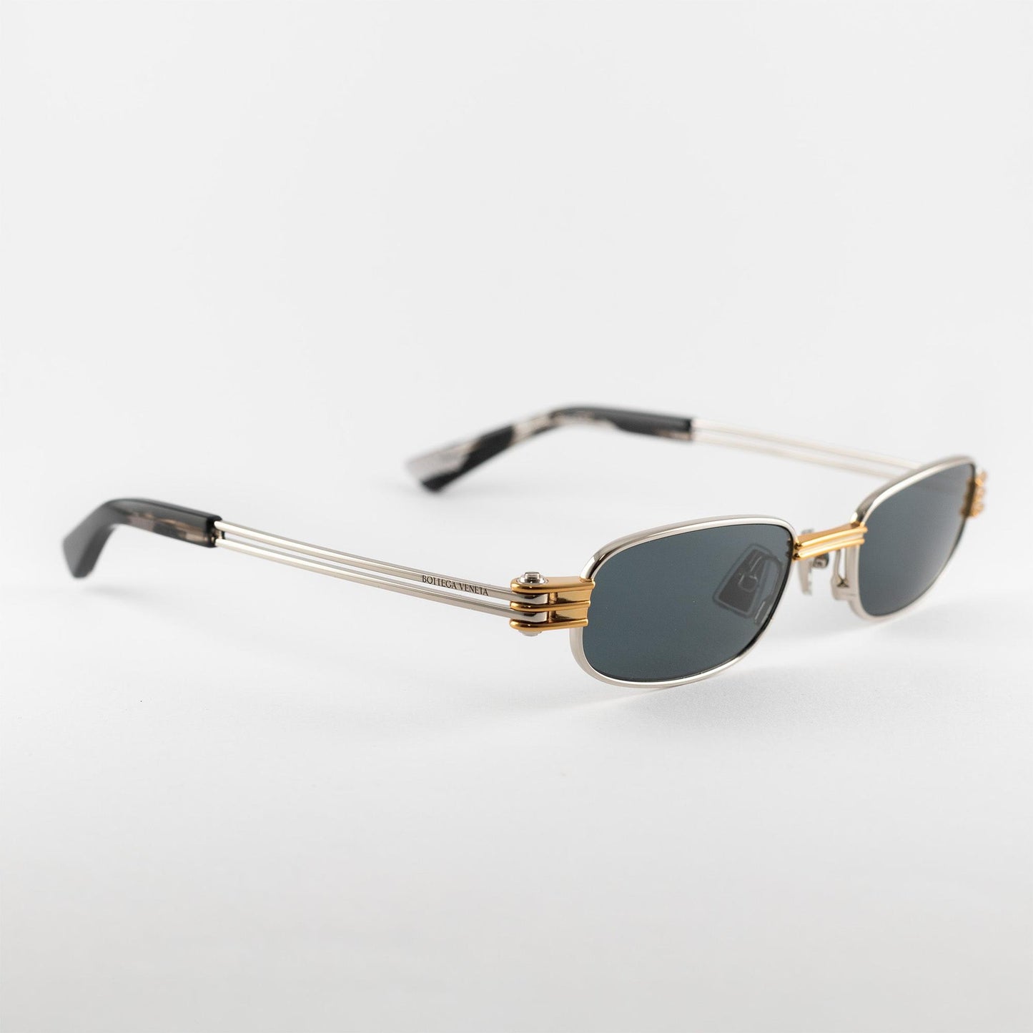 Occhiale da sole Bottega Veneta BV1381S 003 Blu - lato - Shop Ottica Mineo
