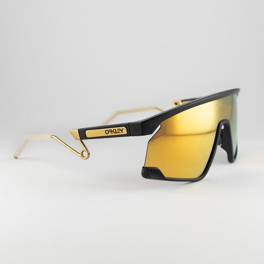 Occhiale da sole Oakley BXTR metal OO9237 01 Black - lato - Shop Ottica Mineo