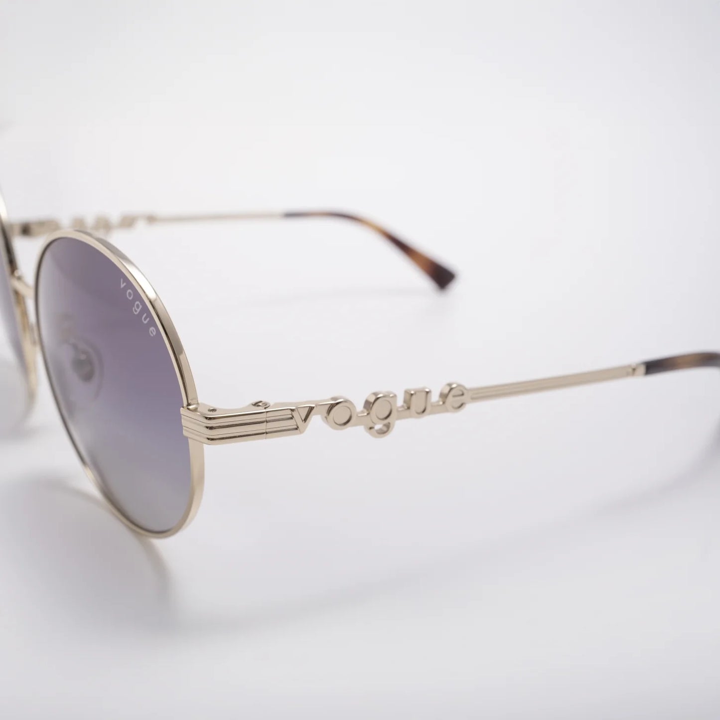 Occhiale da sole Vogue VO4227-S 848/4L Gold/Blue - dettaglio - Shop Ottica Mineo