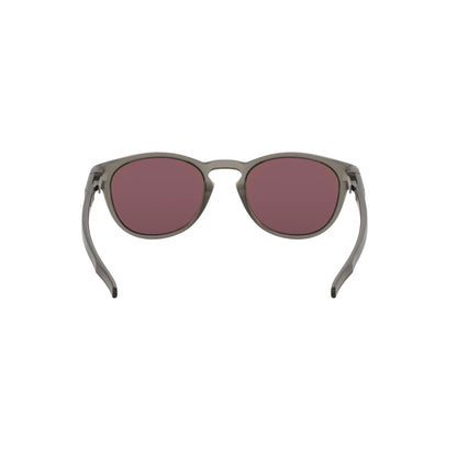 Occhiali da sole Oakley Latch OO9265 926532 Grey Ink Opaco Prizm Sapphire Polarized rotondi