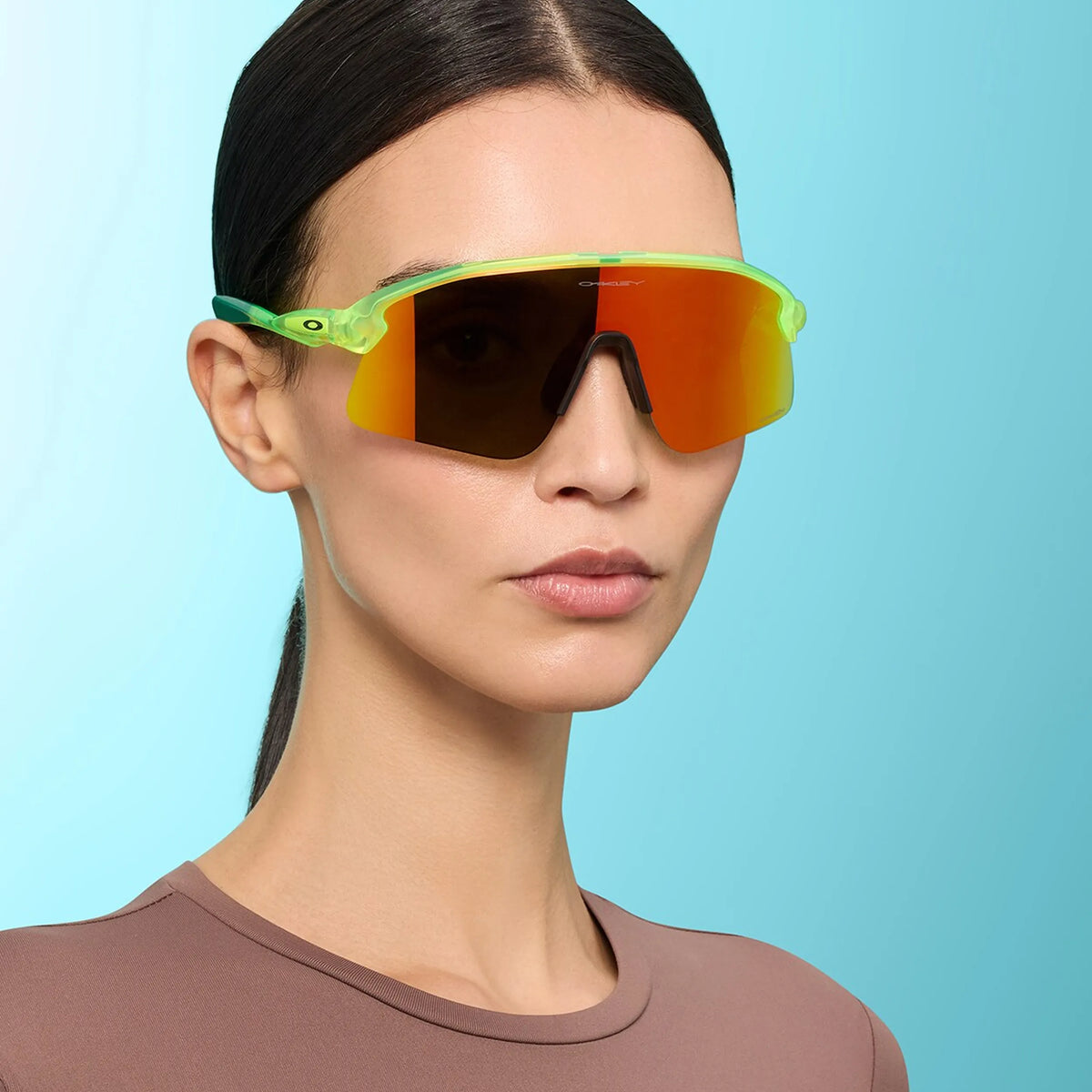 Lunettes de soleil Oakley Stunt Devil OO9517 951703 Uranium mat