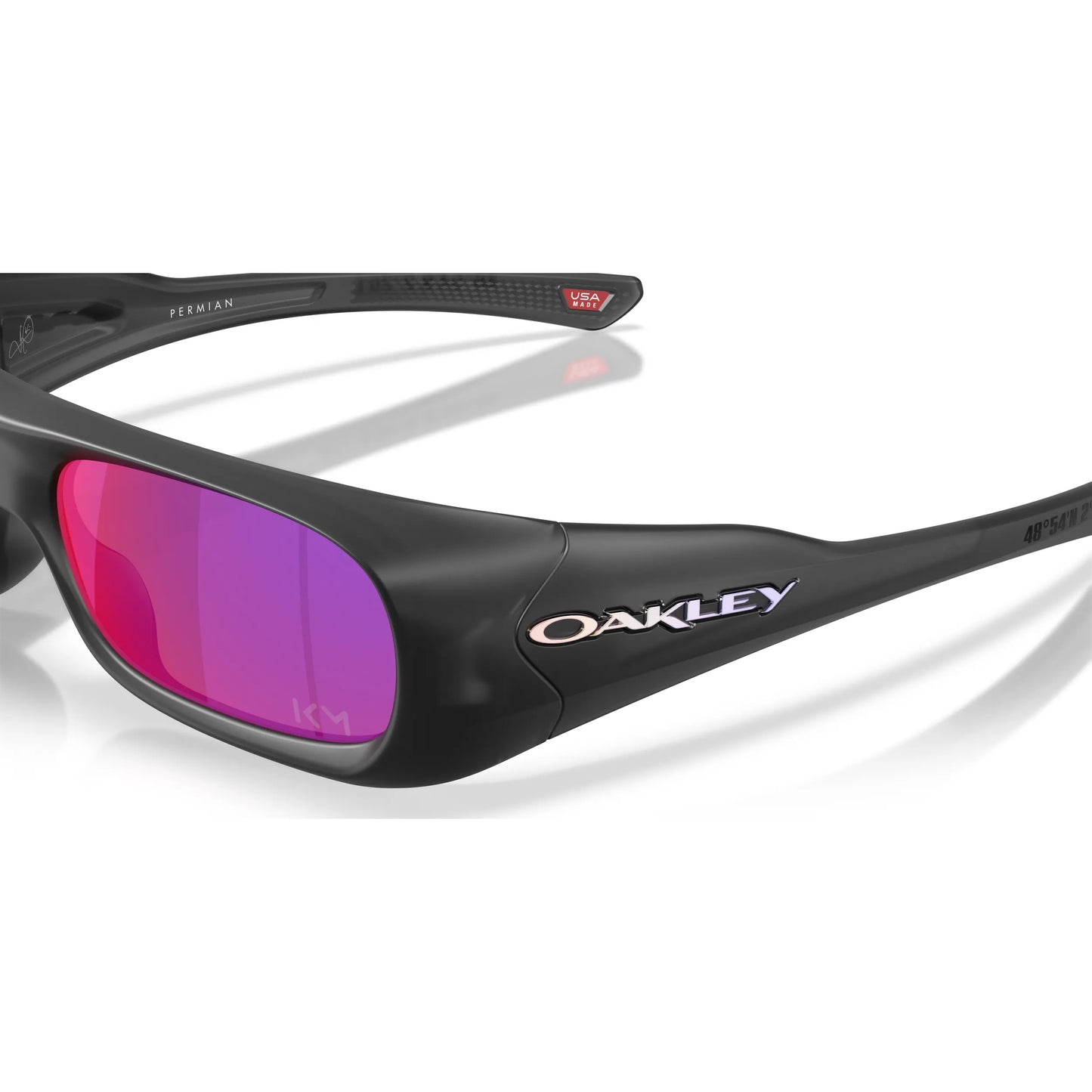 Occhiali da sole Oakley Permian OO9520 952007 Black Ink Opaco Violet rettangolari
