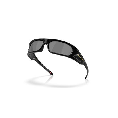 Occhiali da sole Oakley Highland OO9522 952201 Black rettangolari