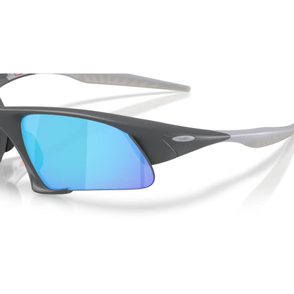 Occhiali da sole Oakley Suture Jacket OO9532 953202 Carbonio Opaco Prizm Sapphire Polarized avvolgenti