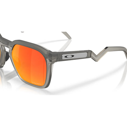 Occhiali da sole Oakley HSTN SQ OO9533 953302 Grigio Fumo Opaco Prizm Ruby squadrati
