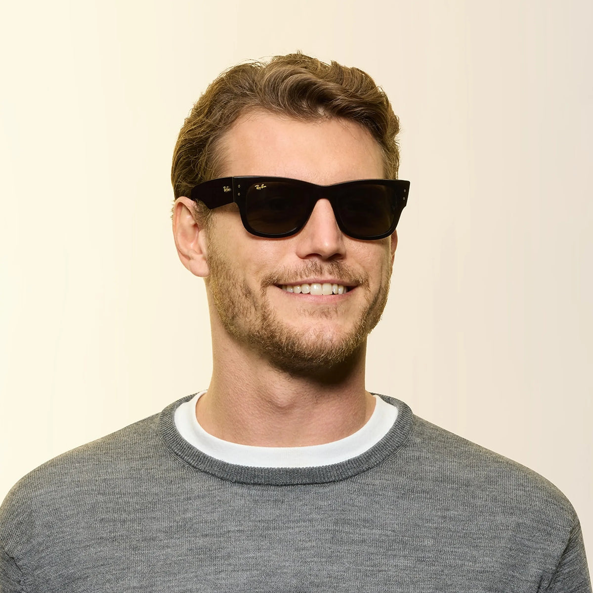 Lunettes de soleil Ray-Ban Mega Wayfarer RB0840S 6826J5 Ultra Black