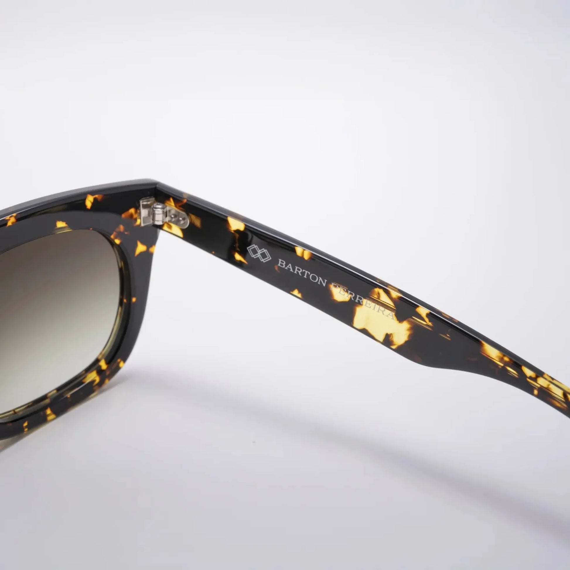Occhiale da sole Barton Perreira Samo Havana - dettaglio - Shop Ottica Mineo