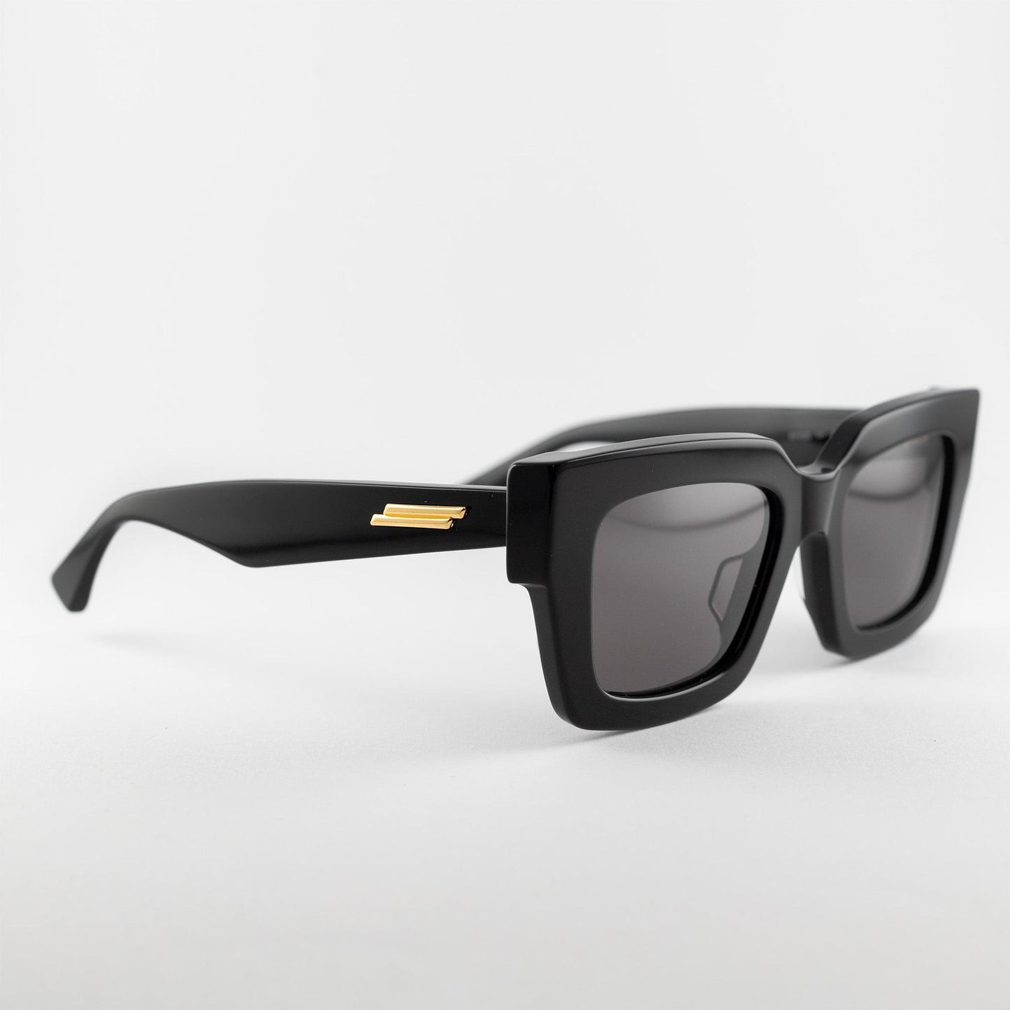 Occhiale da sole Bottega Veneta BV1212S 001 Black - lato - Shop Ottica Mineo