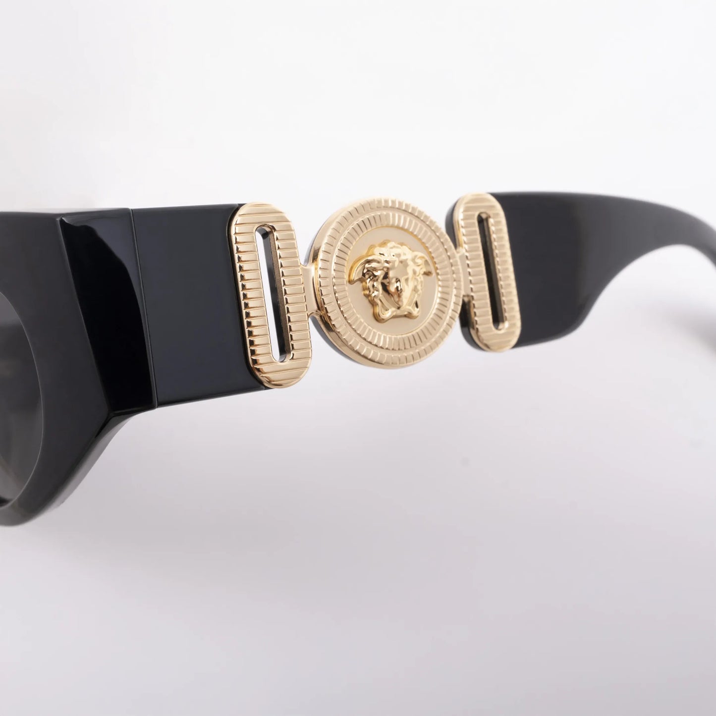 Occhiale da sole Versace MOD 4480-U GB1/87 Black - dettaglio - Shop Ottica Mineo