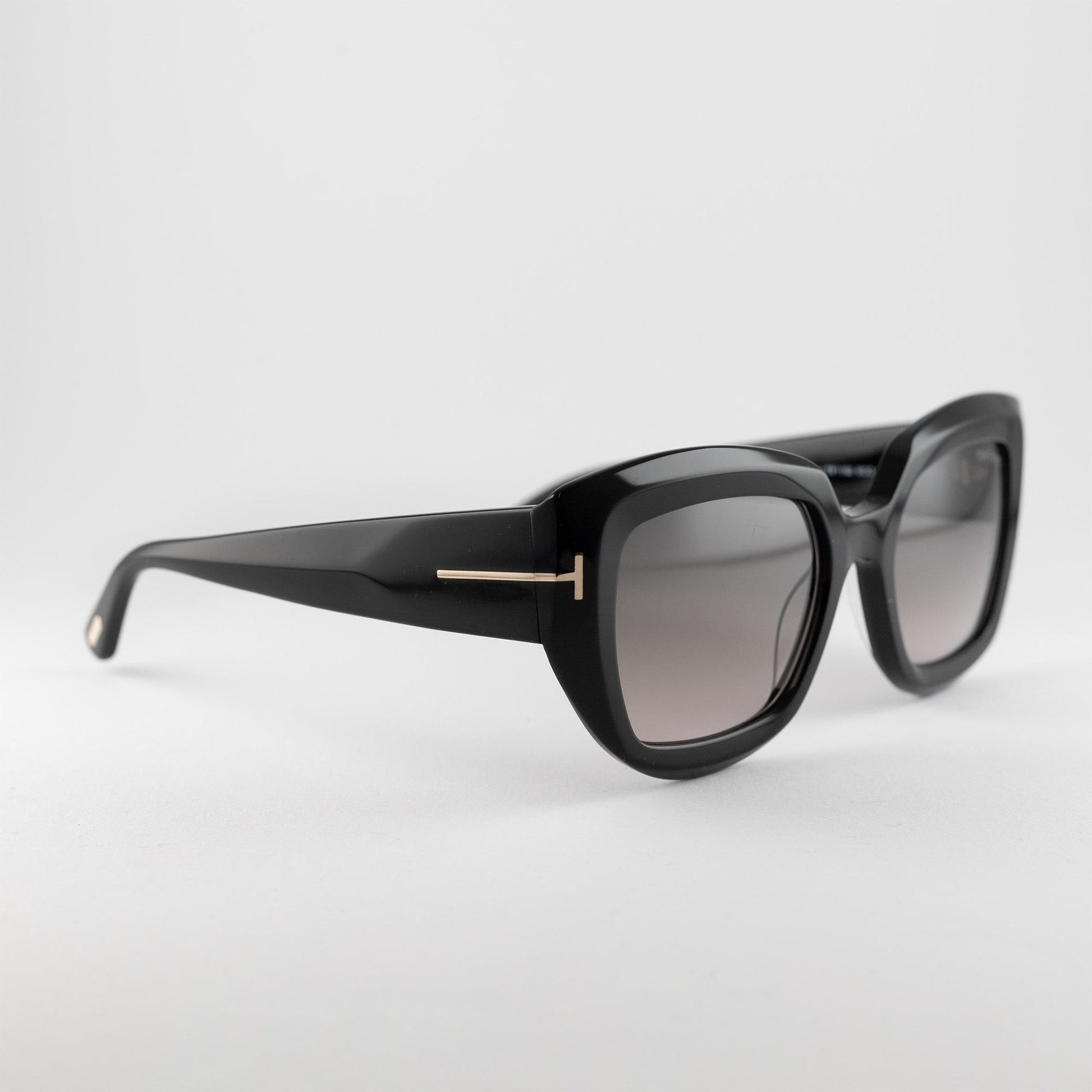 Occhiale da sole Tom Ford TF1192 01B Black - lato - Shop Ottica Mineo