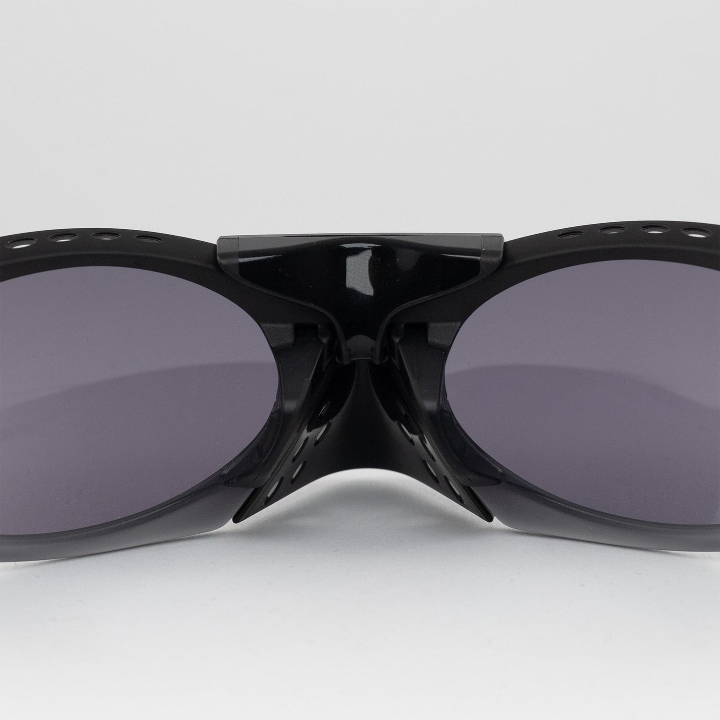 Occhiale da sole Oakley Plantaris OO9437 0163 Black - dettaglio3 - Shop Ottica Mineo