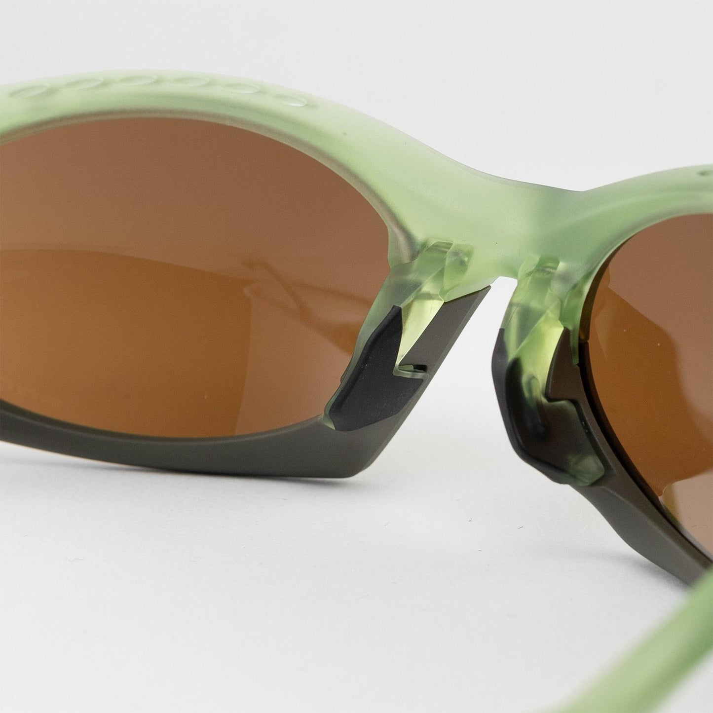 Occhiale da sole Oakley Plantaris OO9437 0363 Olive - dettaglio2 - Shop Ottica Mineo
