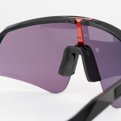 Occhiale da sole Oakley Sutro sweep OO9465 0139 Black - dettaglio - Shop Ottica Mineo