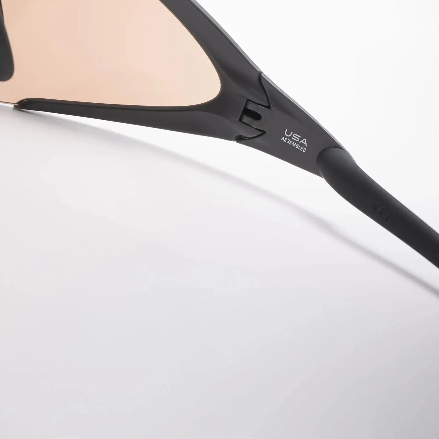Occhiale da sole Oakley OO9490 Ellipse 05 Carbon - dettaglio - Shop Ottica Mineo