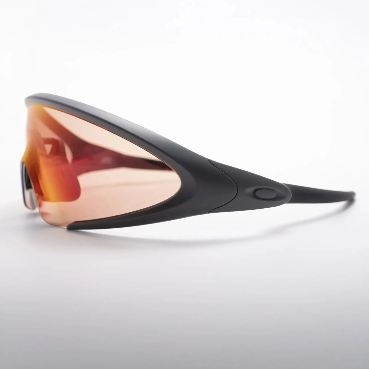 Occhiale da sole Oakley OO9490 Ellipse 05 Carbon - lato - Shop Ottica Mineo