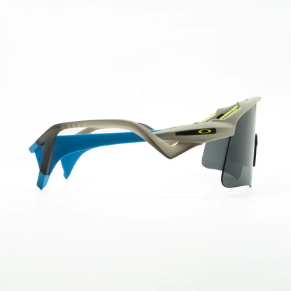 Occhiale da sole Stunt Wing OO9519 951903 Sabbia opaco - dettaglio - Shop Ottica Mineo