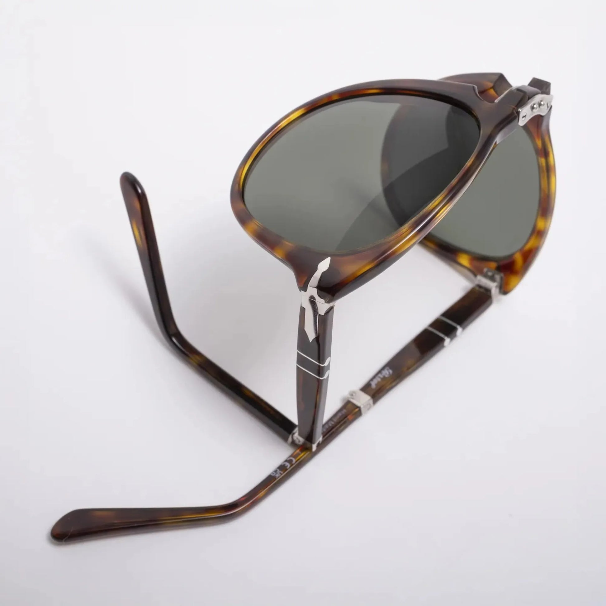 Occhiale da sole Persol PO0714 Folding 24/31 Turtle - dettaglio - Shop Ottica Mineo