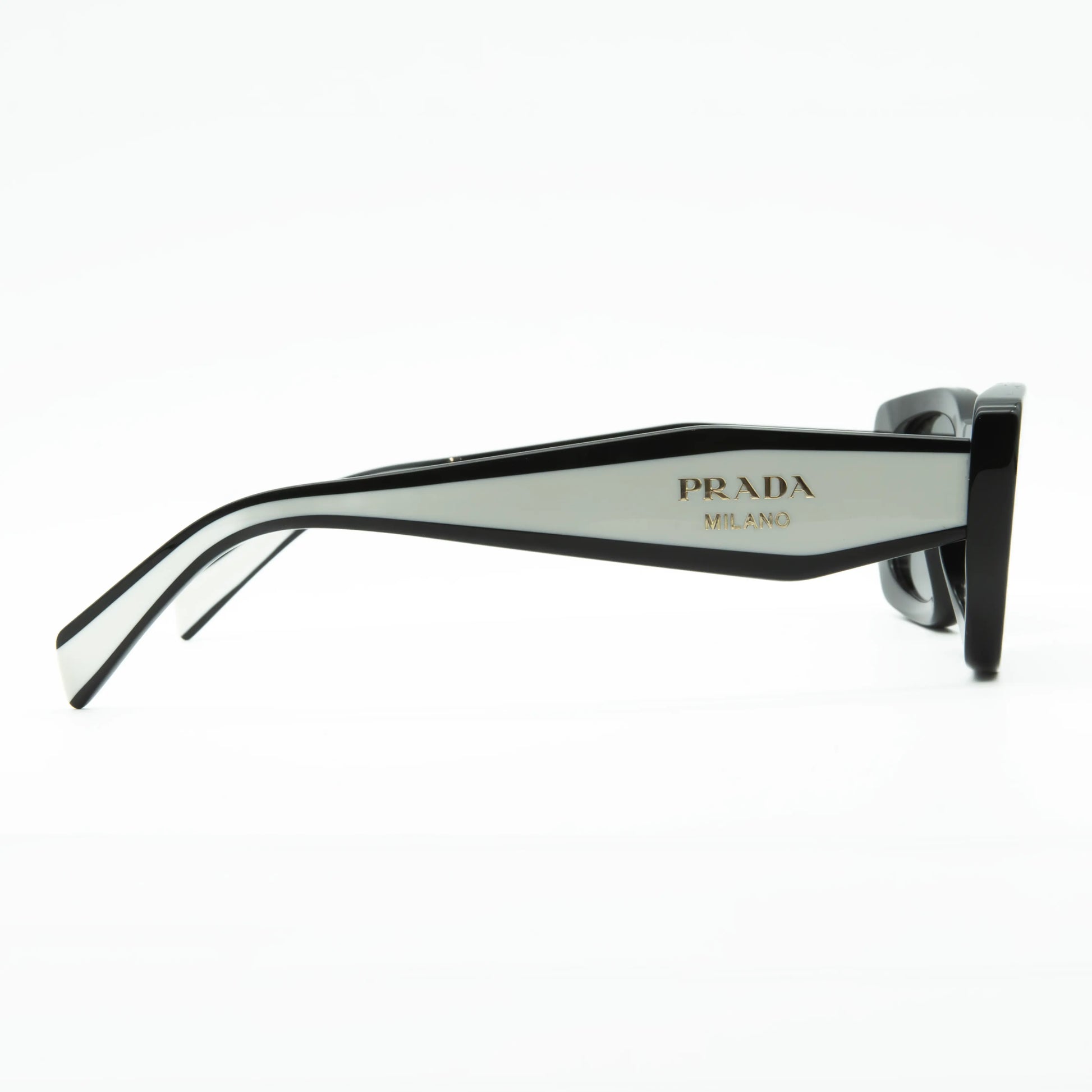 Occhiale da sole Prada PR B05S 09Q08Z Nero - dettaglio - Shop Ottica Mineo