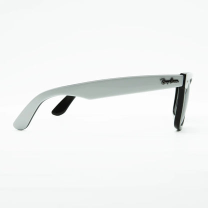 Occhiale da sole Ray-Ban Wayfarer Street Neat RB2240 1444/31 Bianco/Nero - dettaglio - Shop Ottica Mineo