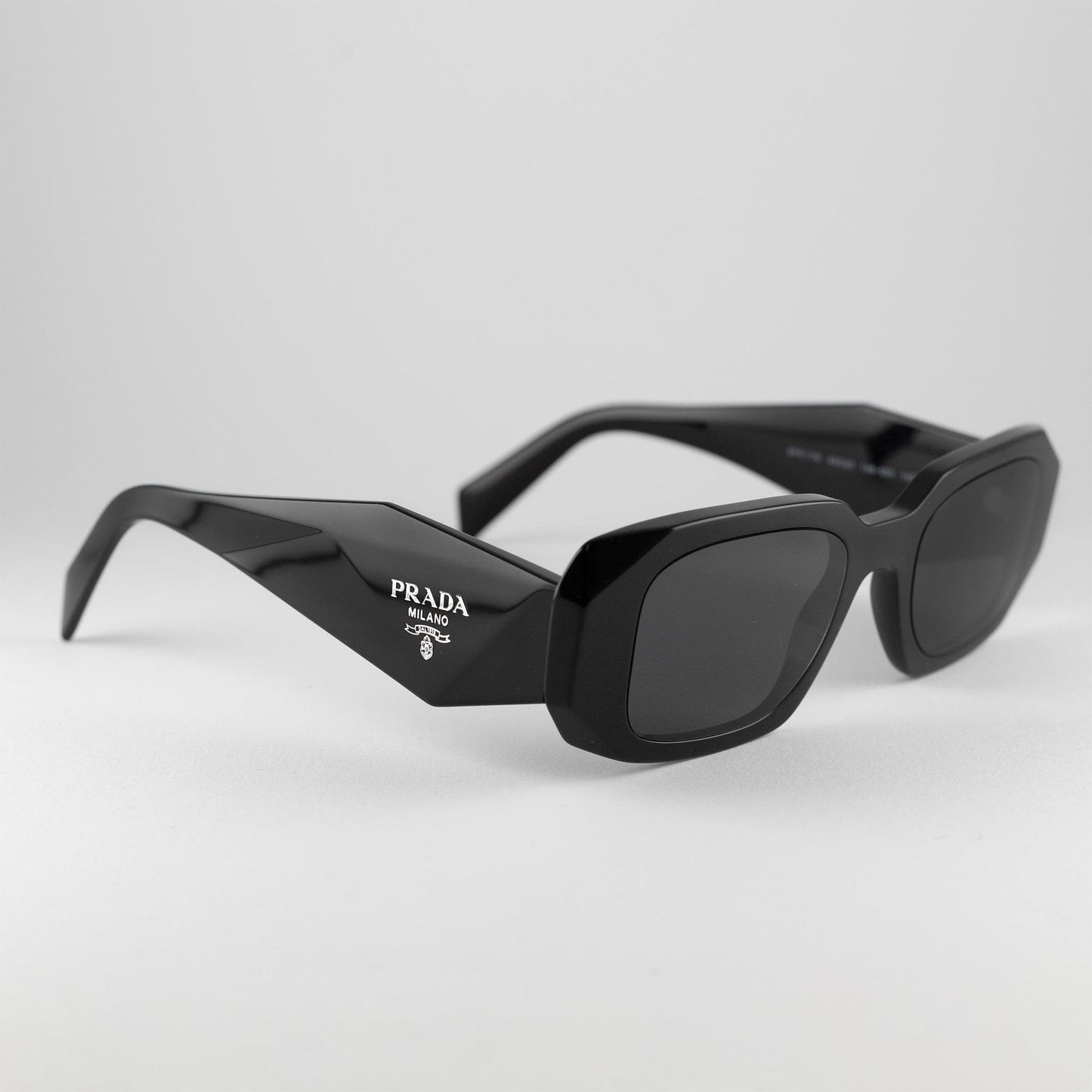 Occhiale da sole Prada SPR 17W 1AB-5S0 Black - lato - Shop Ottica Mineo