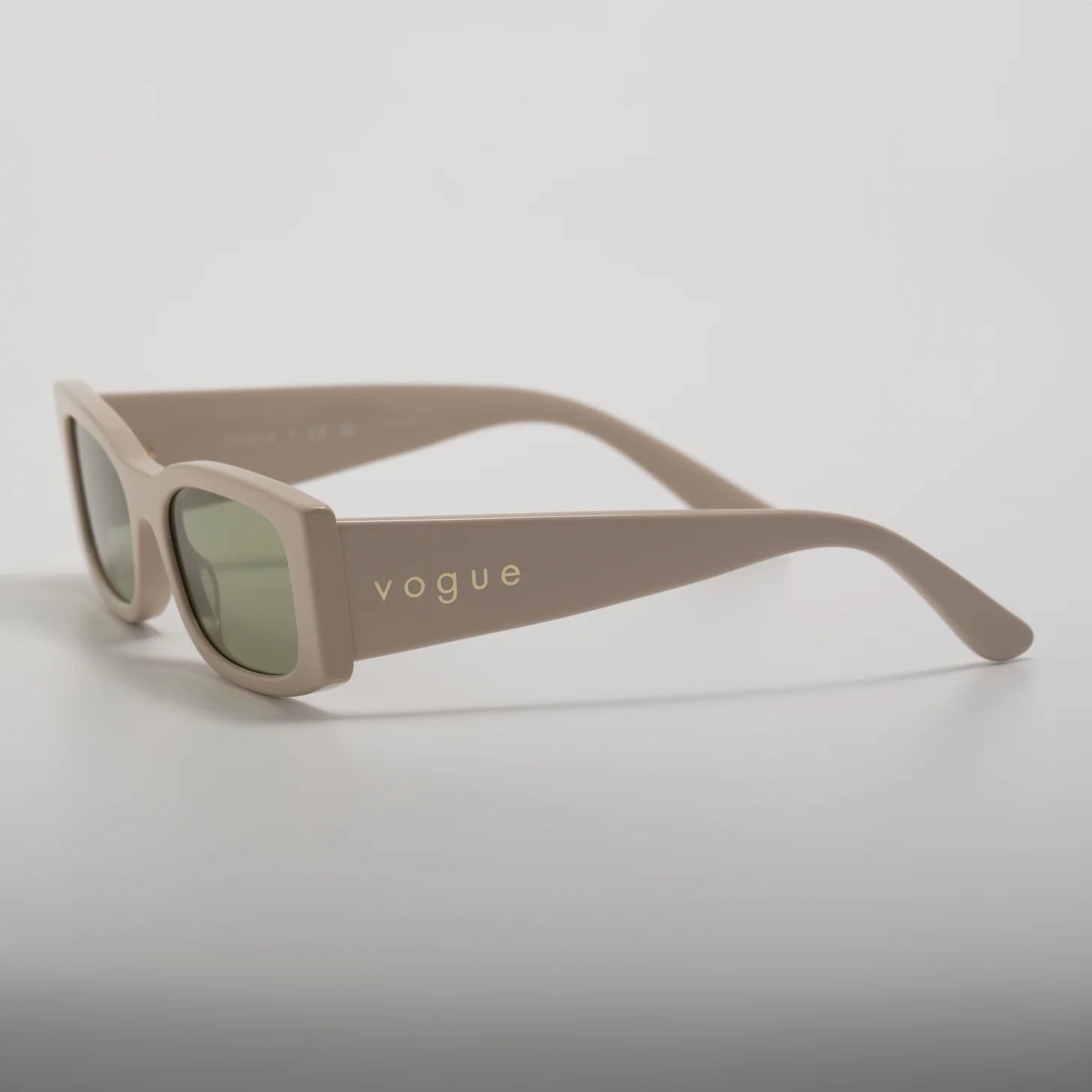 Occhiale da sole Vogue VO5584S 316482 Beige - lato - Shop Ottica Mineo