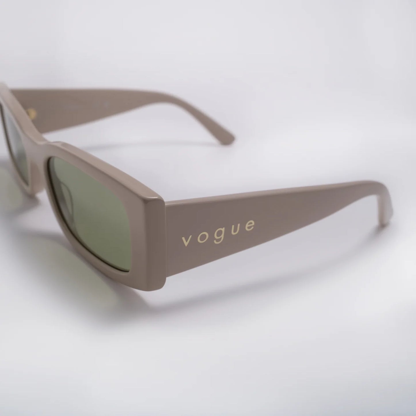 Occhiale da sole Vogue VO5584S 316482 Beige - dettaglio - Shop Ottica Mineo